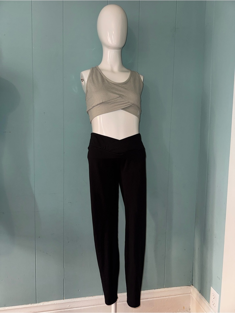 High-Waist Black Skinny Ponte Pants with Crossover Waistband